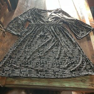 Max Edition Black and White Geometric Long Sleeve Dress